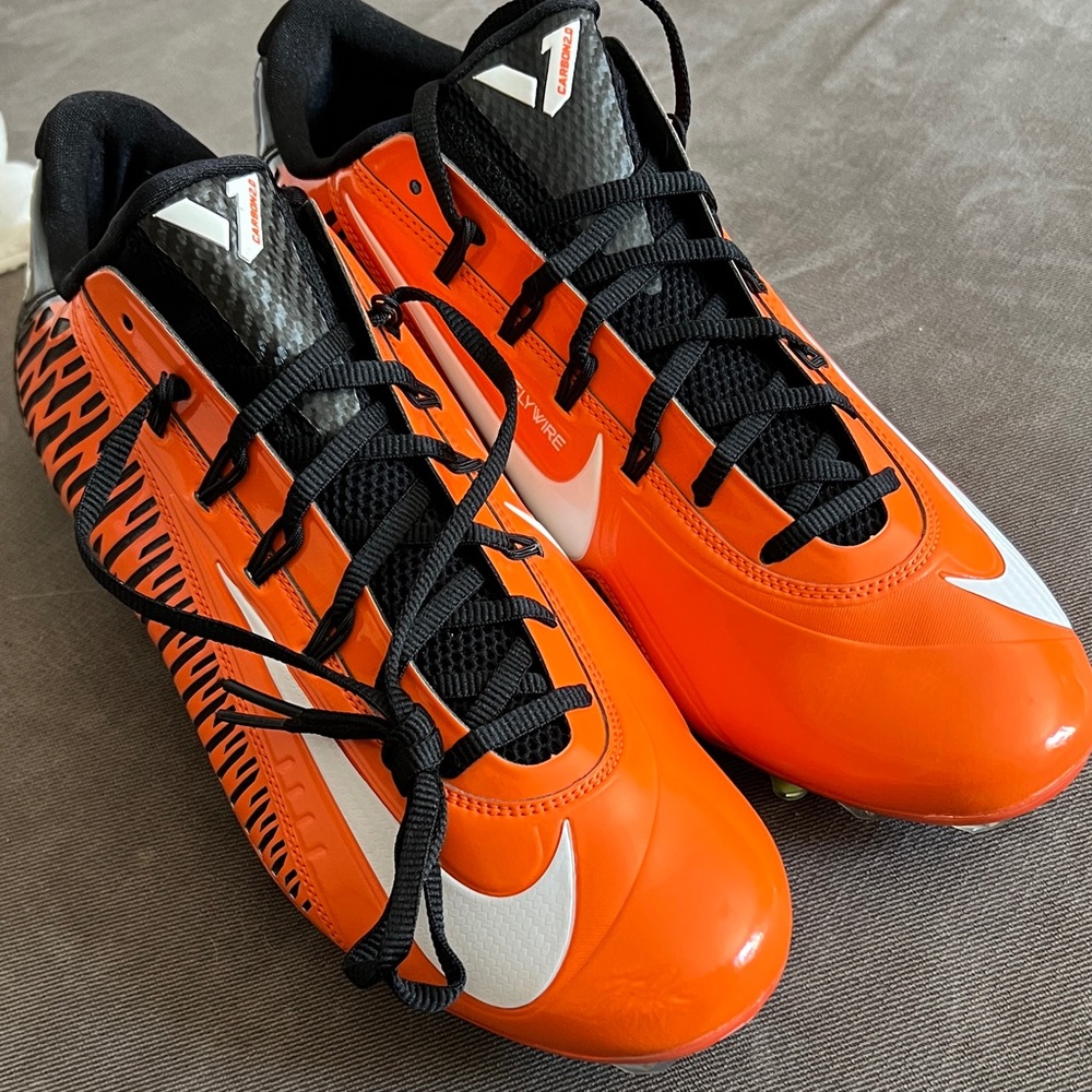 Nike Men’s Orange and Black Football Cleats